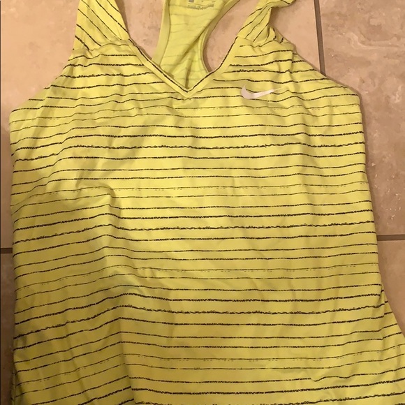 Nike dri fit tank - Picture 1 of 2